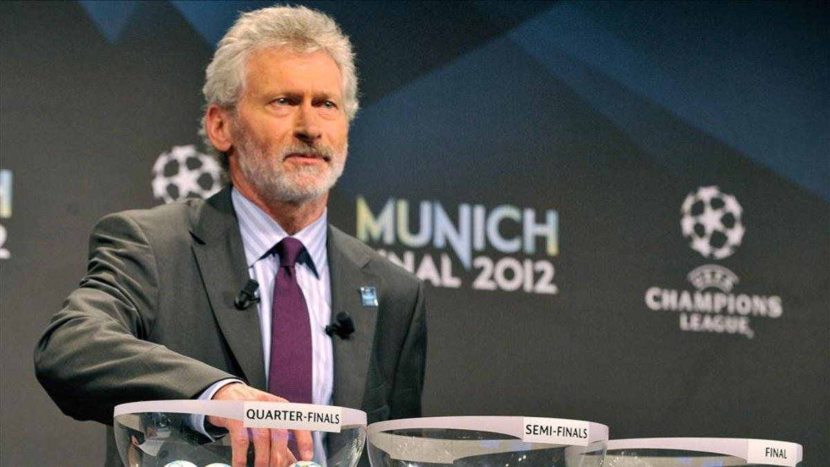 Paul Breitner cargó contra la directiva del Bayern