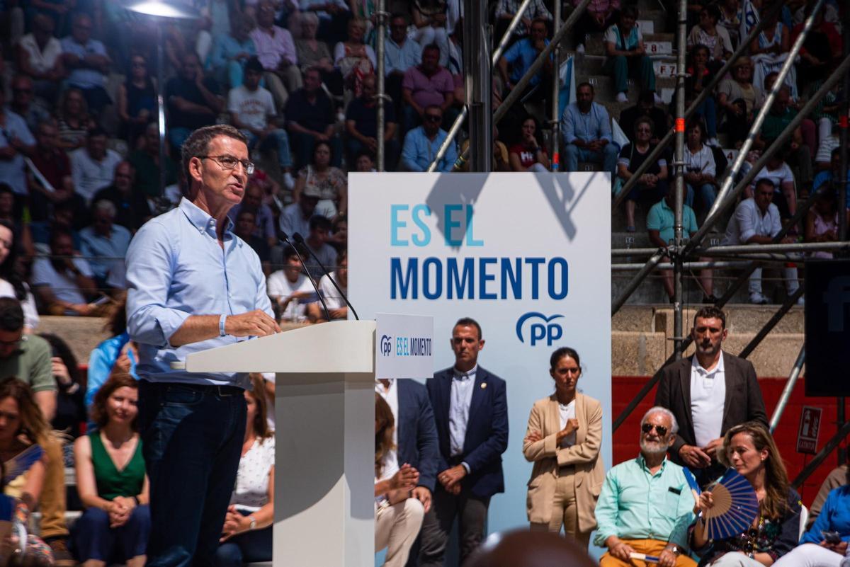 "La derecha, con mentiras y manipulaciones, ha dividido a la clase obrera" "La derecha, con mentiras y manipulaciones, ha dividido a la clase obrera"
