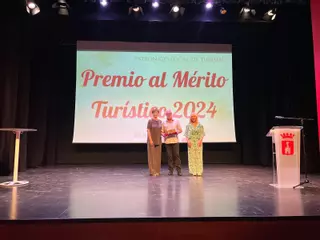 Segorbe entrega el Premio al Mérito Turístico al profesor Vicente Palomar