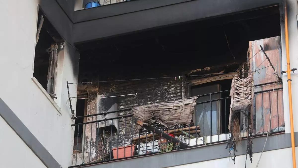 «Era imposible salir por el humo, y con mi madre mal de la rodilla solo pensaba en minimizar daños»