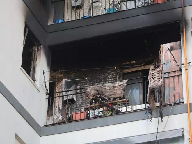 Incendio por un patinete eléctrico en la avenida de Francia de València