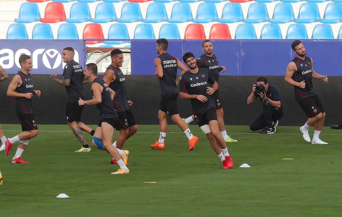 Entrenamiento del Levante previo al partido del Celta