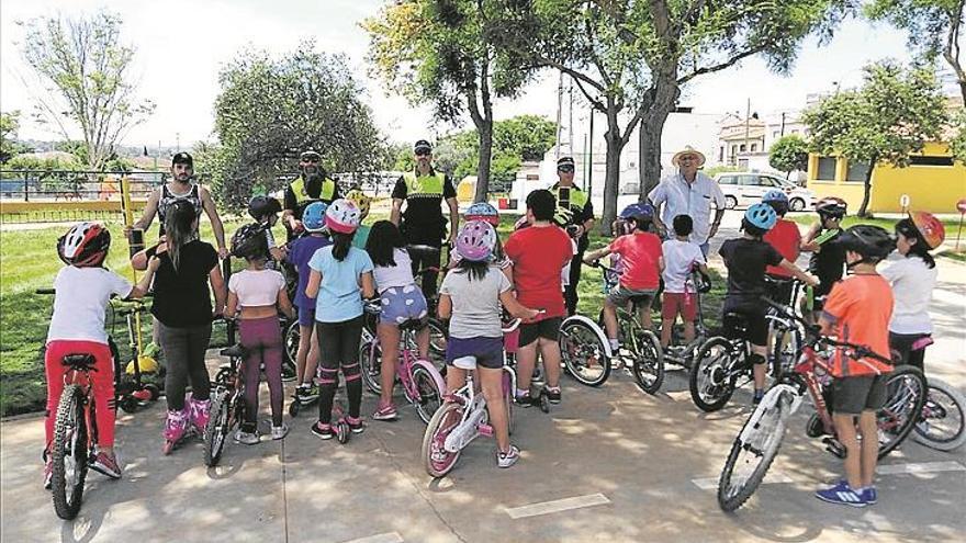 La Policía de Villafranca da clases de seguridad vial a los escolares