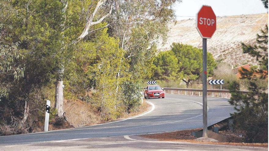Los empresarios alertan de que el inminente cierre de la N-345 durante mes y medio dejará 