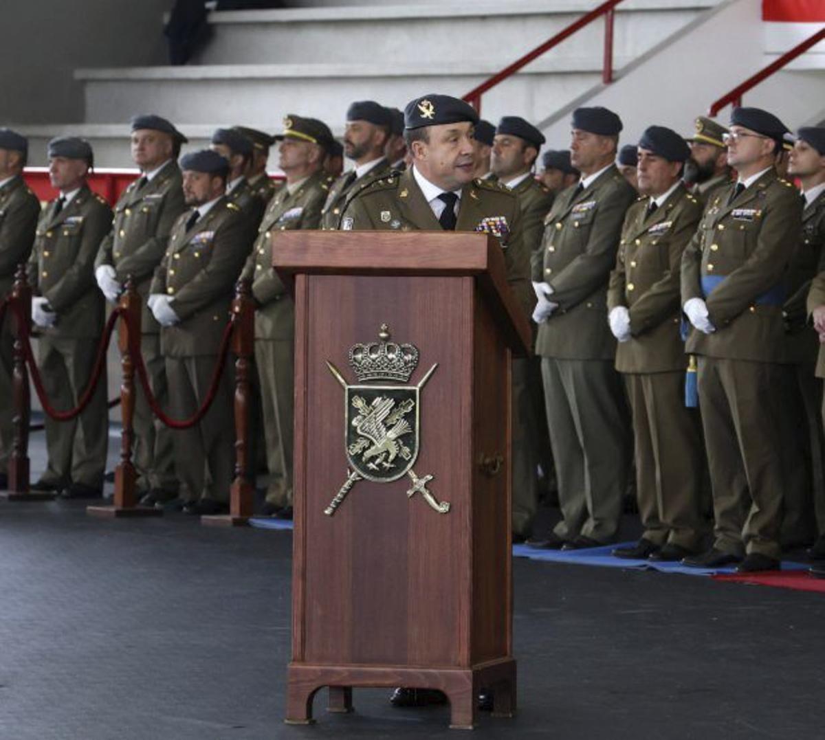 Discurso del nuevo jefe de la Brilat. |  G. S.
