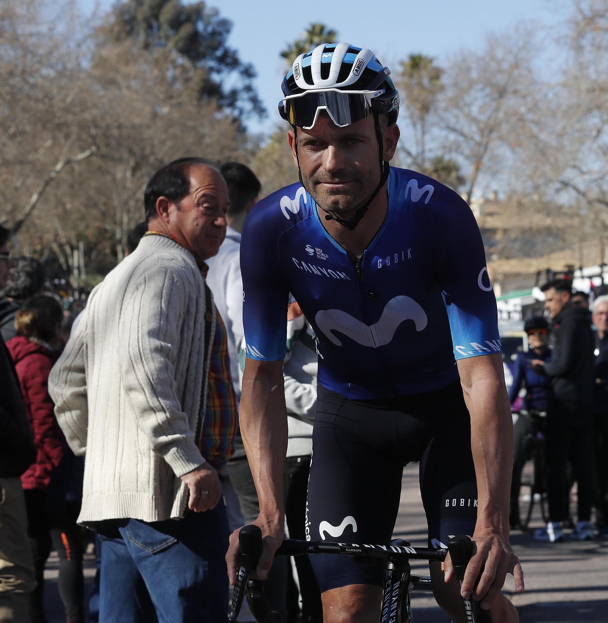 Salida de la Volta Ciclista a la Comunitat Valenciana desde Bétera