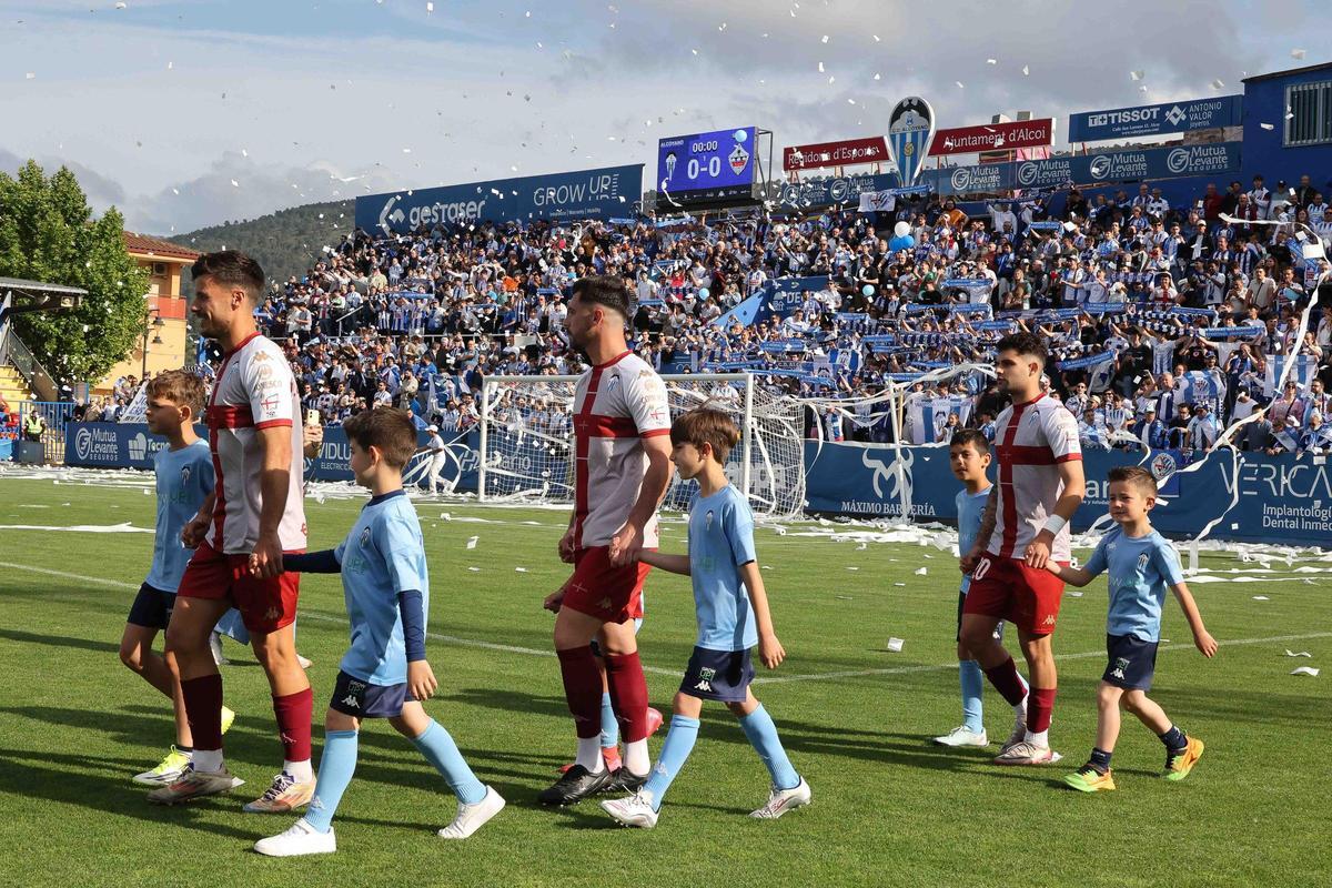 Imágenes del partido de ida del play-off Alcoyano Sanse 0-2