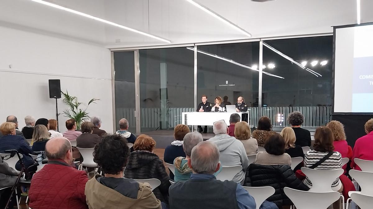 Charla de la Policía Nacional, en una imagen de archivo.