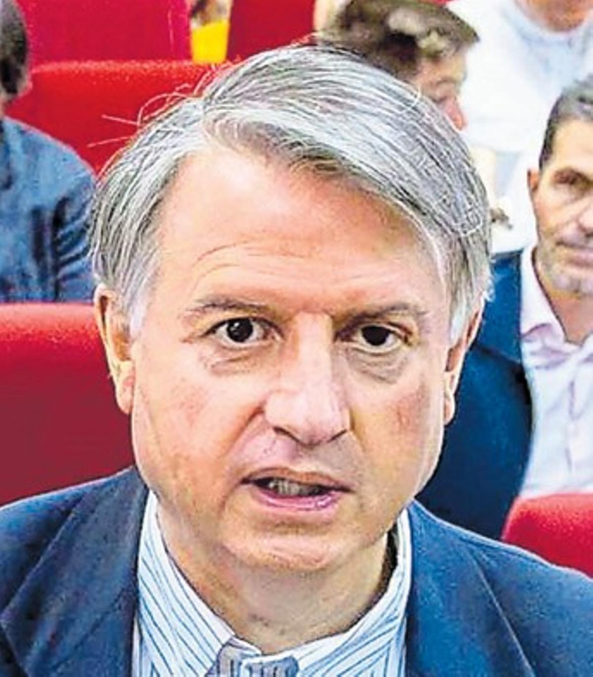 Sr. D. Alfonso Javier Novo Cid-Fuentes, Director del Instituto Teológico Compostelano.