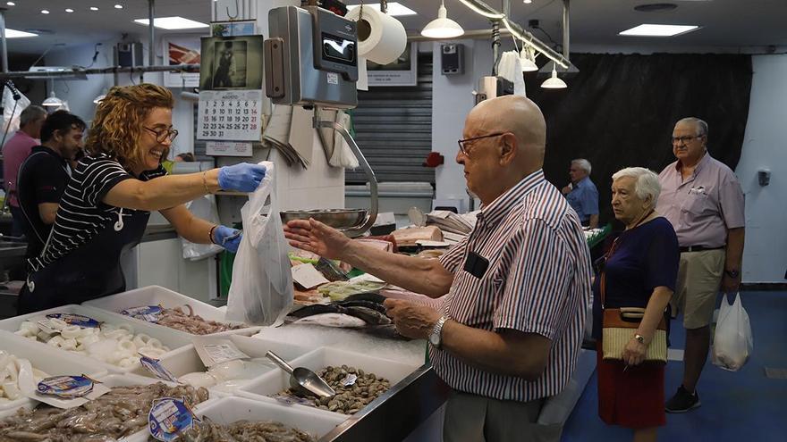 Los puestos de los mercados municipales de Córdoba podrán vender sus productos por internet