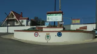 La pugna entre la urbanización inacabada Montejúcar y Alberic permanece abierta 40 años después