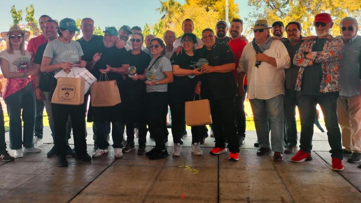 Caníbal Burguer de Alzira se corona en el concurso de gazpacho de Tous en un día de éxito para chefs de la Ribera