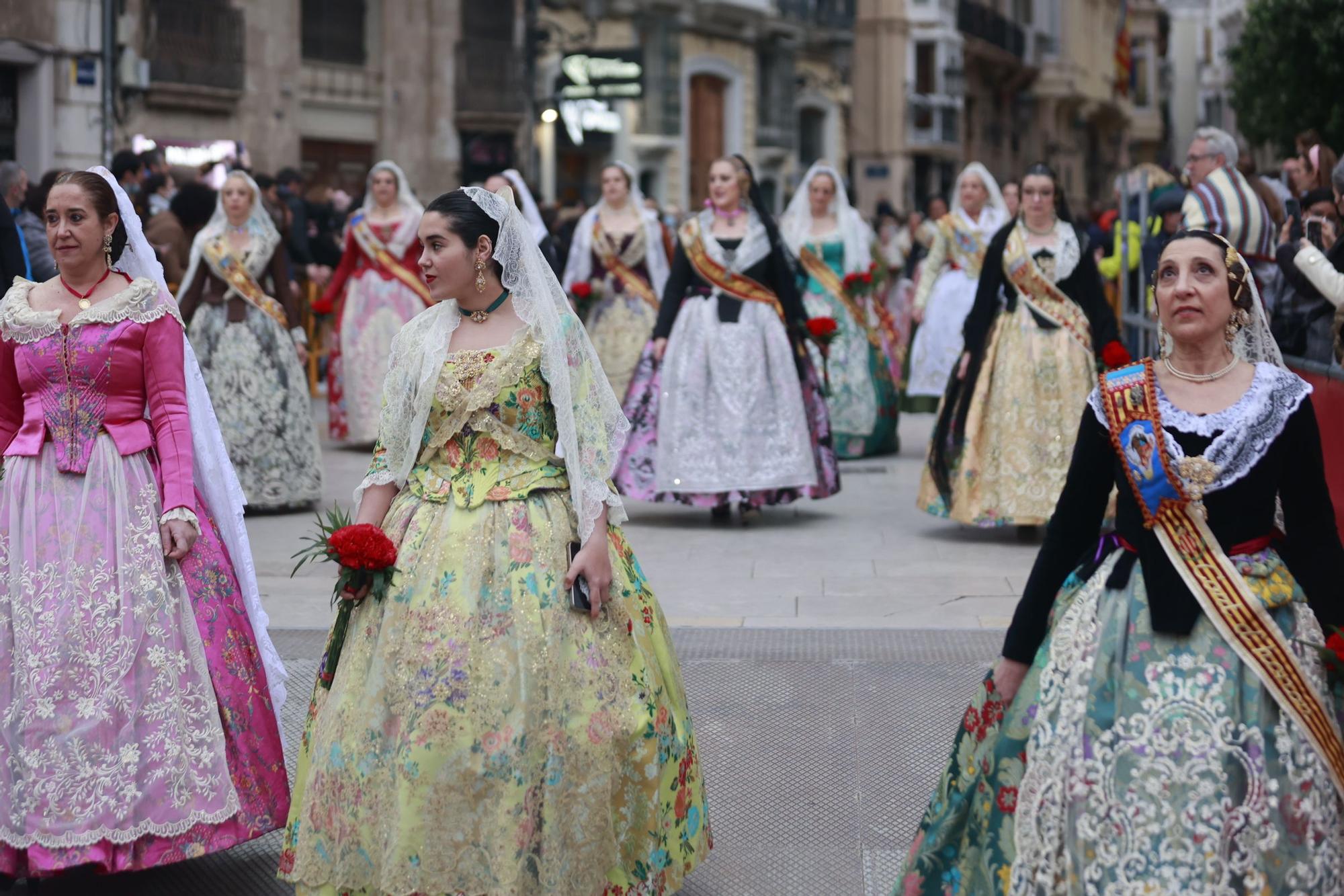 Búscate en el segundo día de ofrenda por la calle Quart (entre las 18:00 a las 19:00 horas)