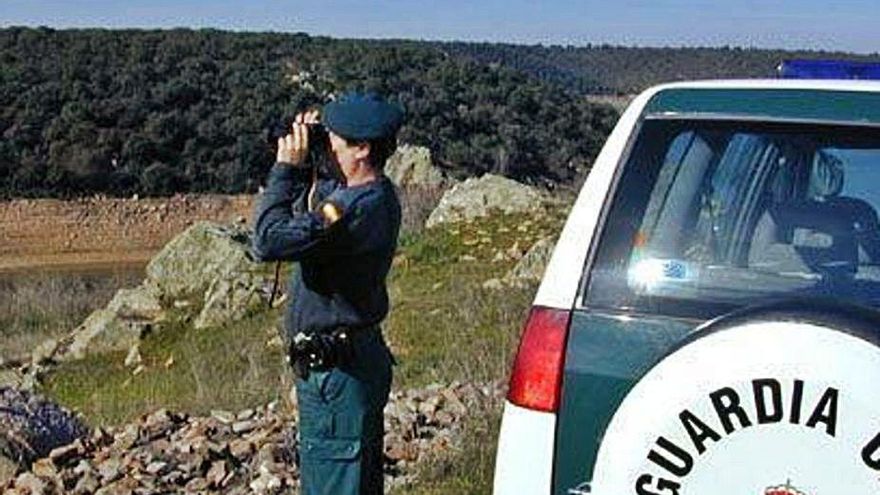 Una agente de la Guardia Civil de servicio. | cedida