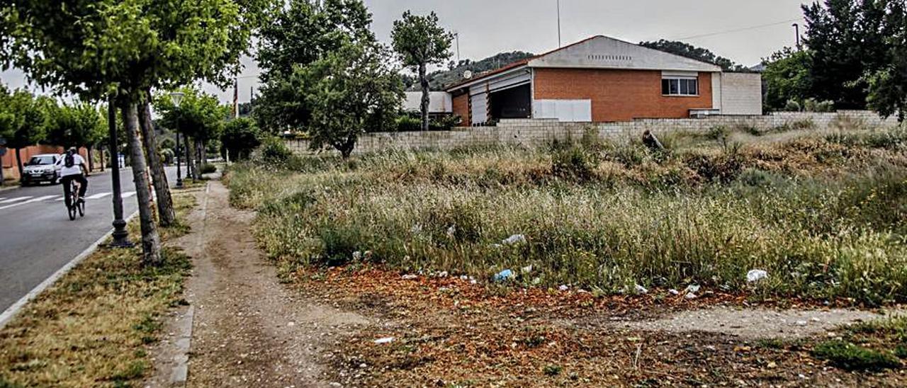 Terrenos donde se ampliará el parque de bomberos de Ibi. | JUANI RUZ