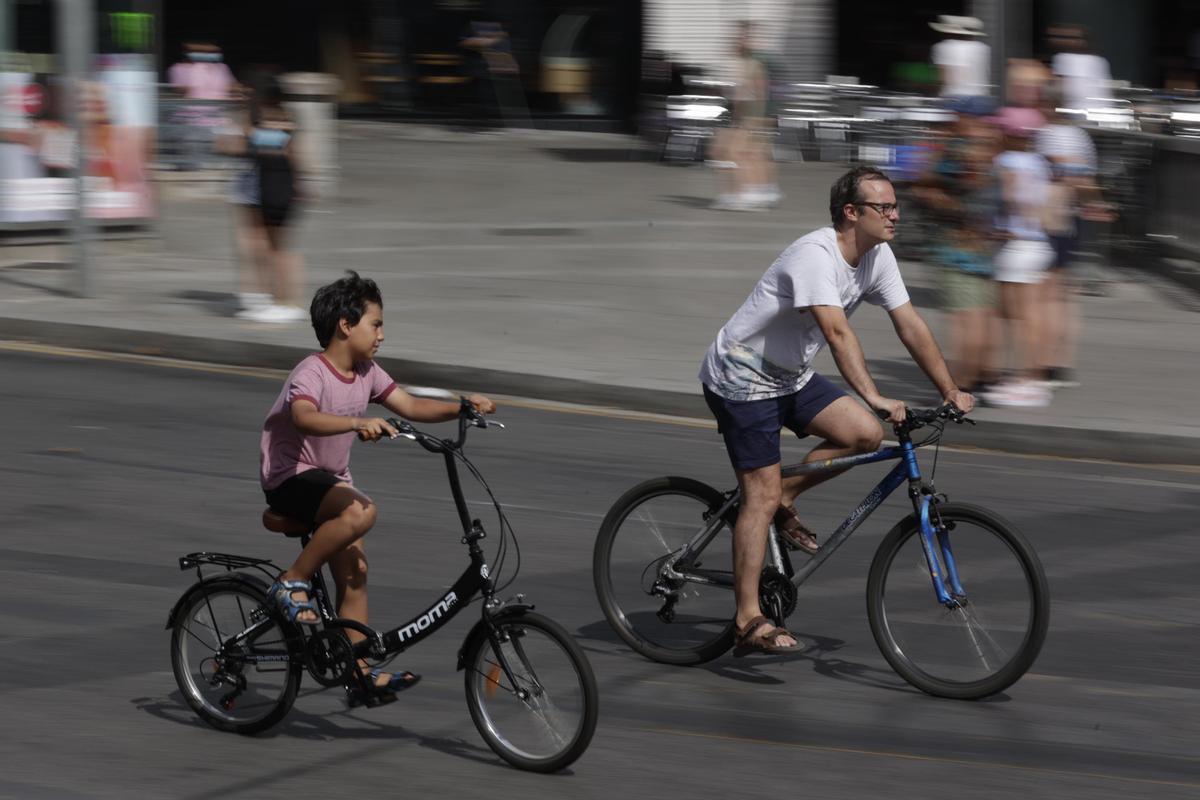 La fiesta de la bicicleta regresa a las calles de Barcelona con la Bicicletada.