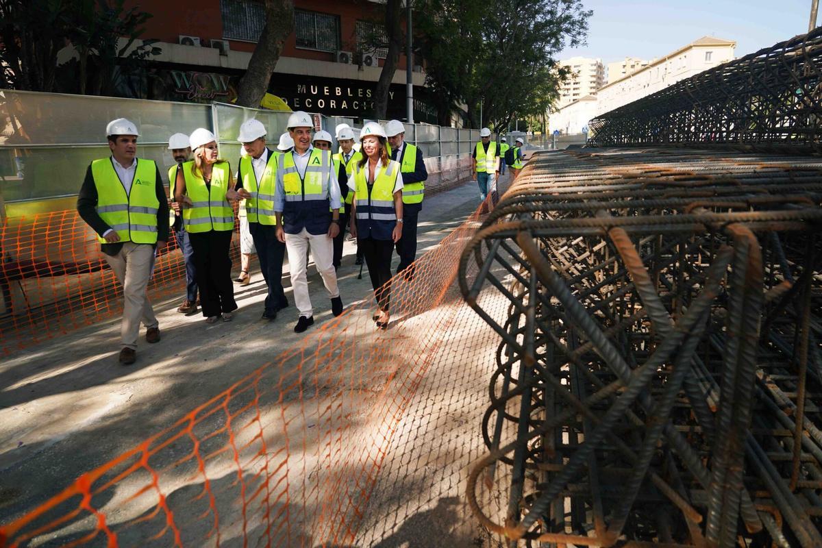 El presidente de la Junta de Andalucía, Juanma Moreno, preside el acto de inicio de obras de la línea 2 del metro de Málaga al Hospital Civil, en el tramo Hilera-Eugenio Gross