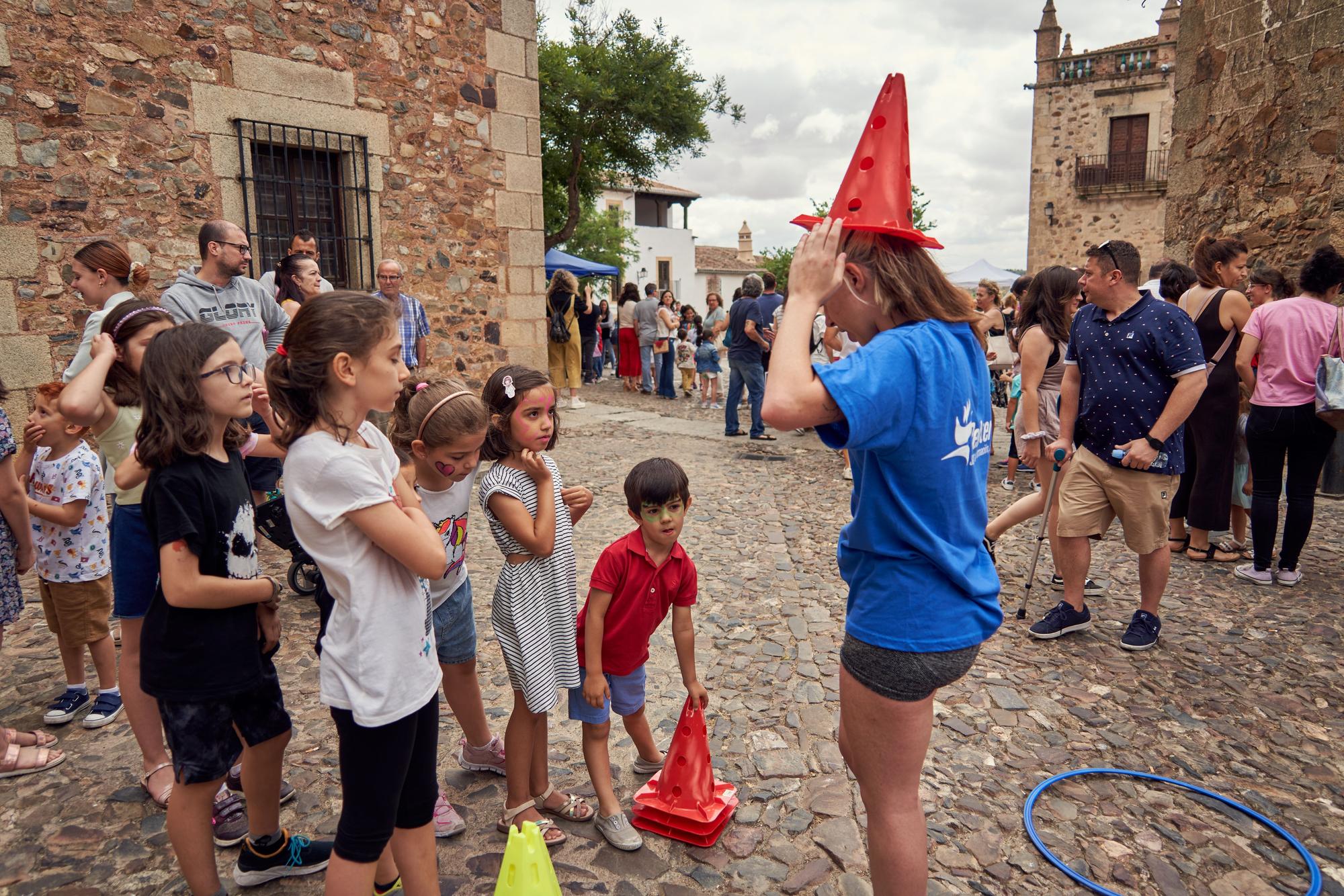 Las imágenes del gran cumpleaños de Cáceres