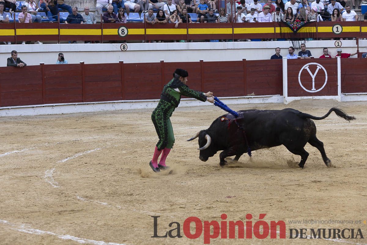 Tarde histórica en Abarán con la alternativa de José María Trigueros y el indulto de Tomás Rufo, junto a Castella salieron a hombros