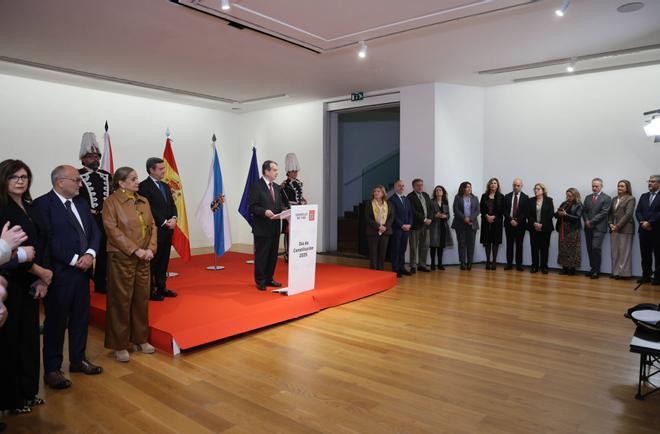 Vigo reivindica por el Día de la Constitución la «independencia judicial» y la necesidad de una vivienda digna