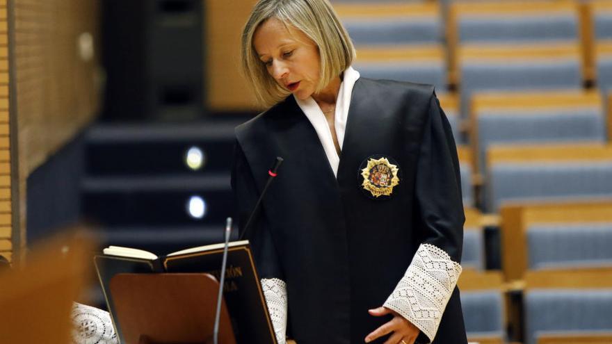 La magistrada Esther Rojo tomó ayer posesión como presidenta de la Audiencia de València.