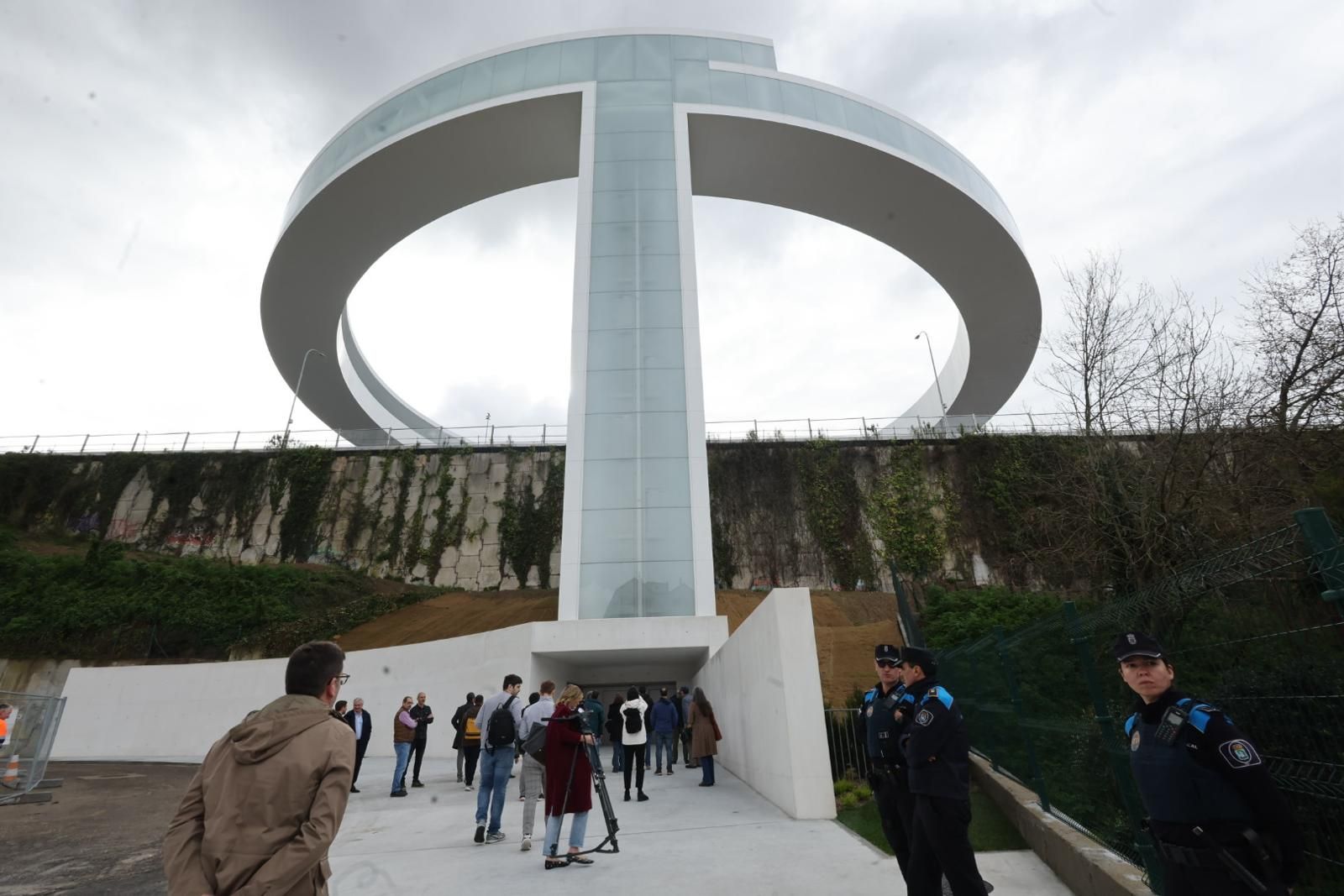 ¡Todos a bordo! Vigo inaugura el HALO, nuevo icono de la ciudad