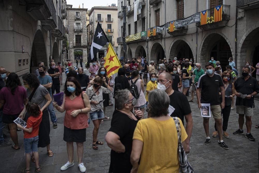 Concentració a Girona en contra de la monarquia