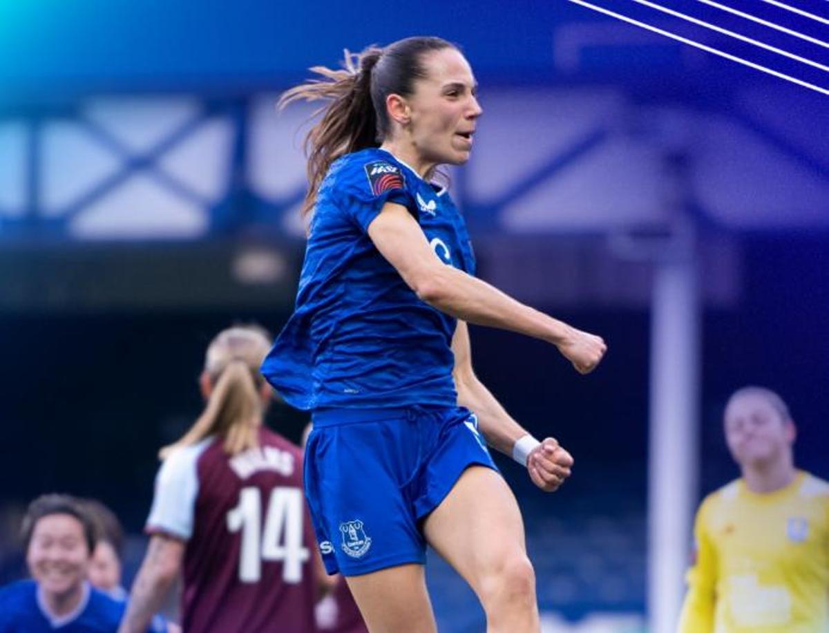 Martina celebra un dels gols.