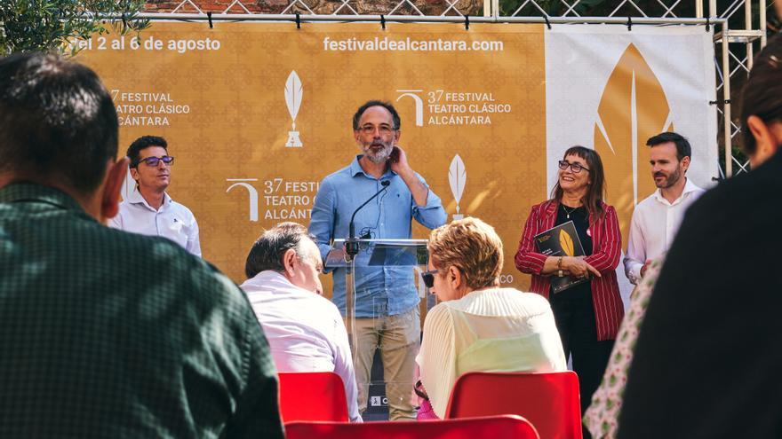 El Festival de Alcántara más solidario y a un paso de Cáceres