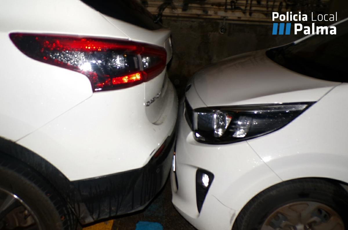 Dos de los coches implicados en el accidente.