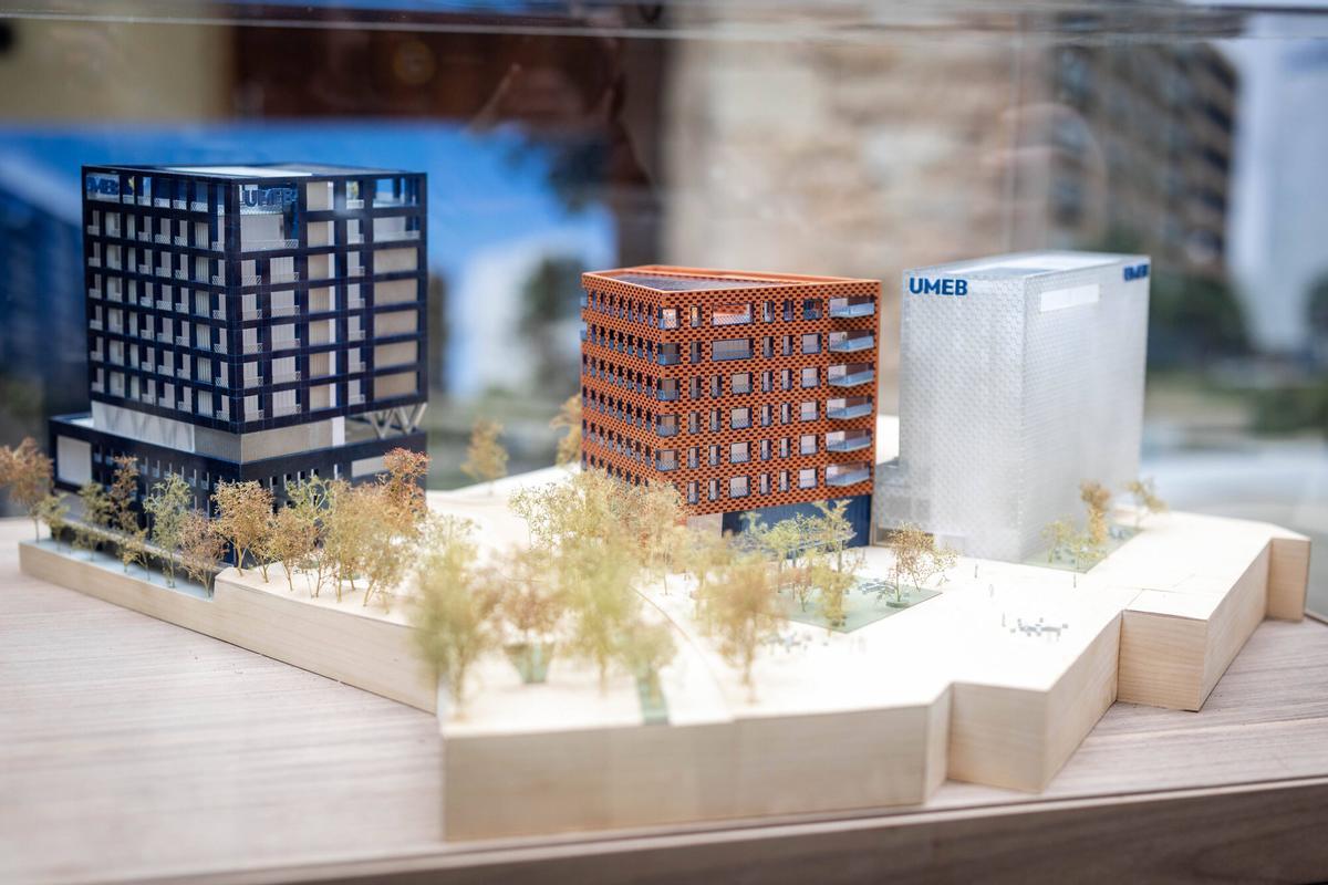 Maqueta de los tres edificios de la futura Universitat Marítima Europea de Barcelona