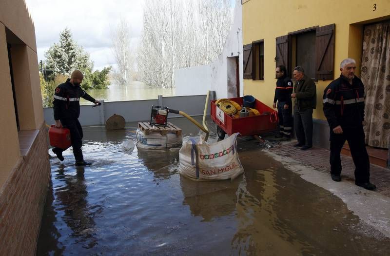 Fotogalería: Aragón se arma para contener al Ebro