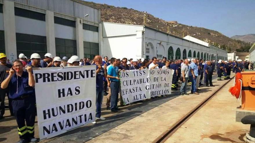 Una protesta obliga al presidente a ir en lancha