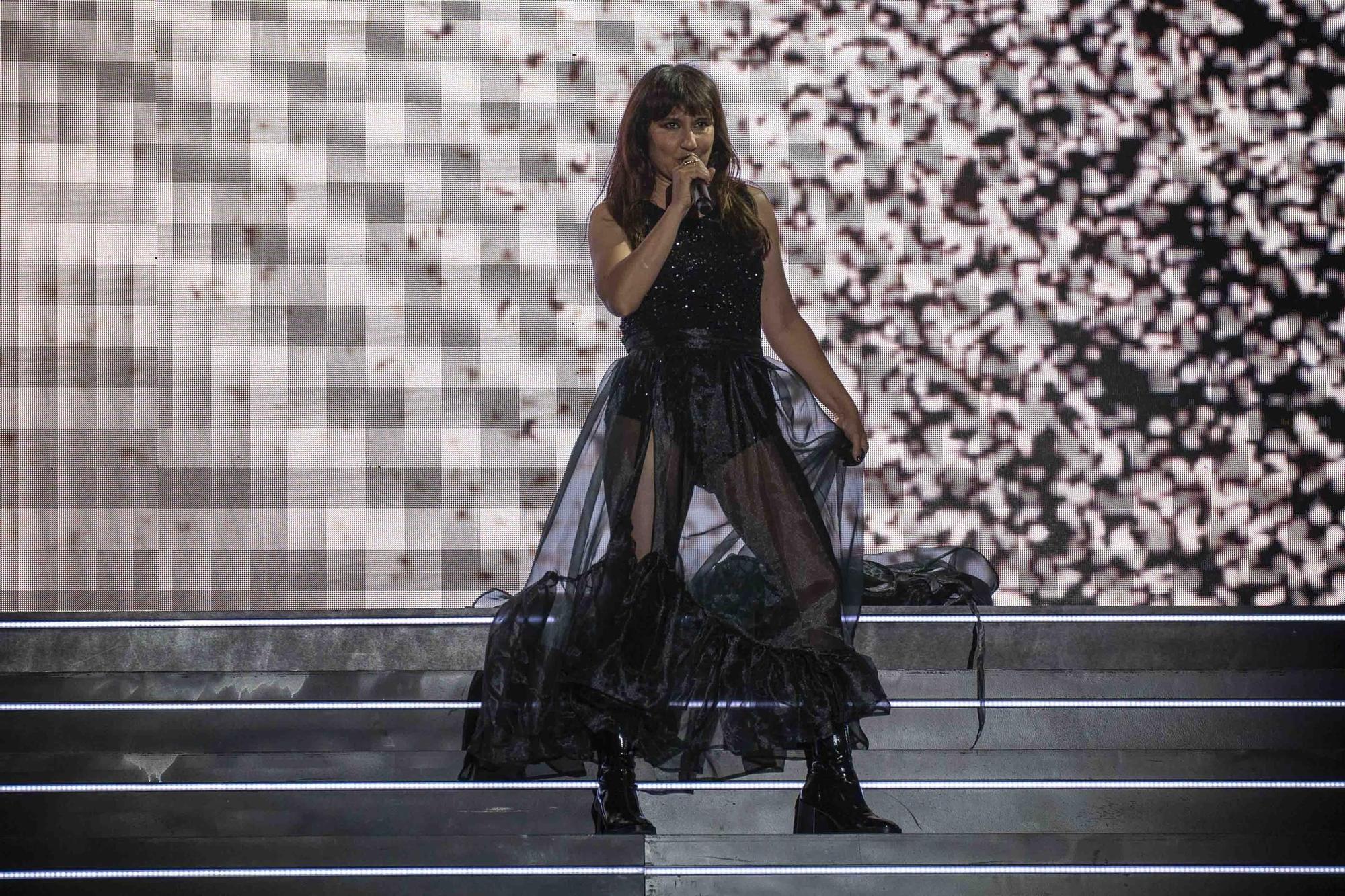 Amaral arrasa en Alicante con su "Dolce Vita"