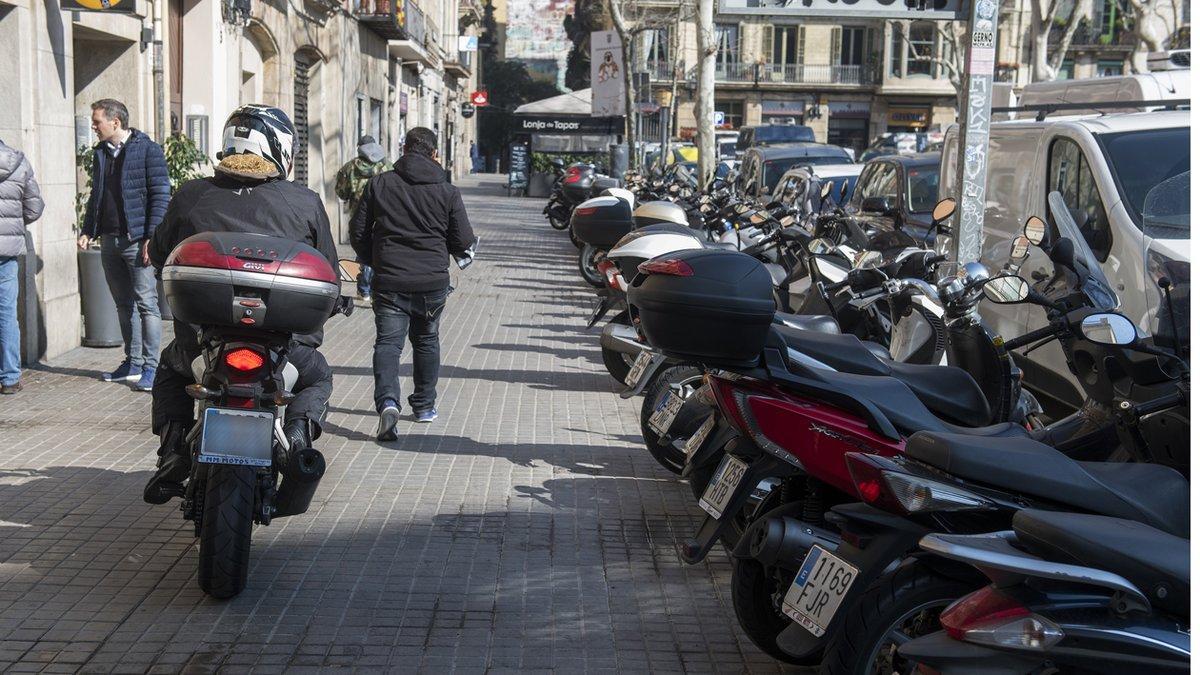 Las motos producen un 0.6% de las emsiones contaminantes.