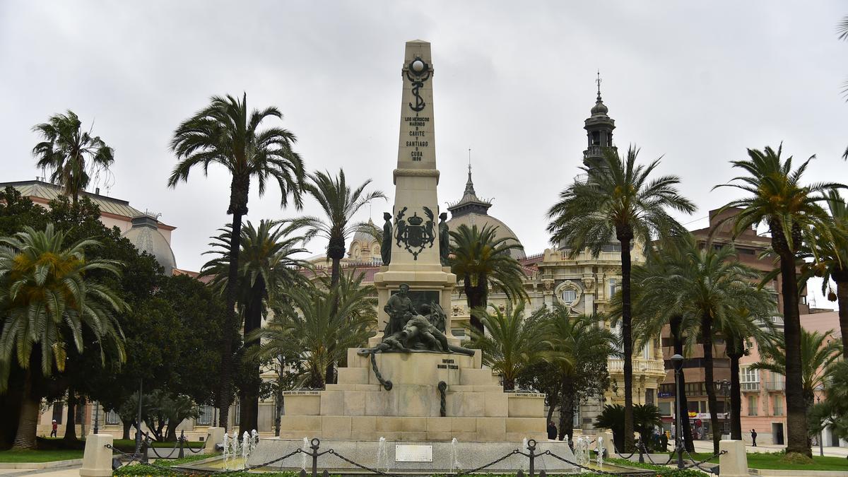 Monumento a los Héroes de Santiago de Cuba y Cavite, este jueves.