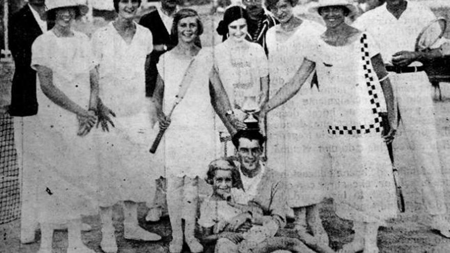 Grupo de participantes en el inter club entre Málaga y Huelva en septiembre de 1925.