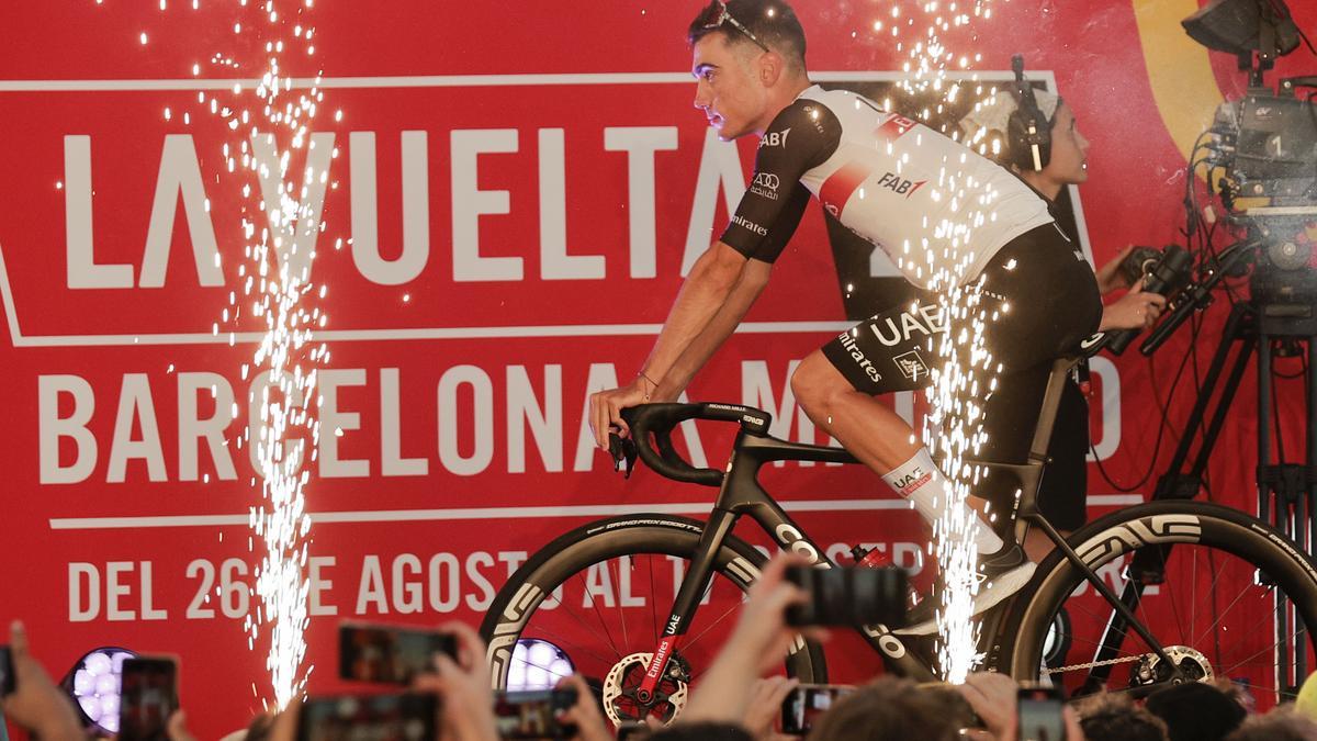 Presentación equipos Vuelta España 2023.