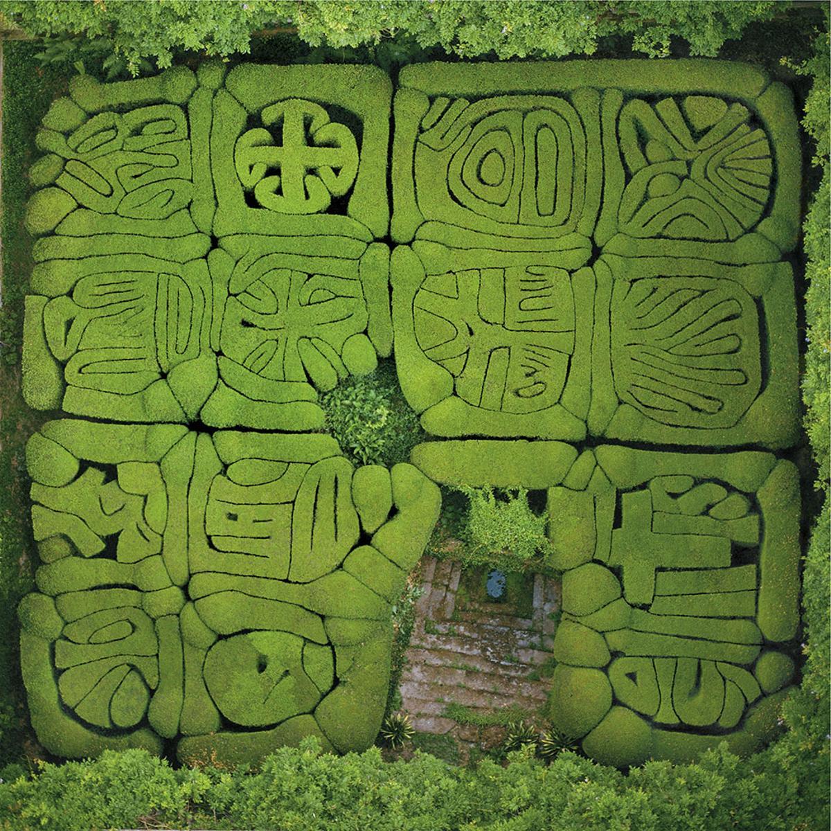 El laberinto con símbolos misteriosos del centro de Santiago.