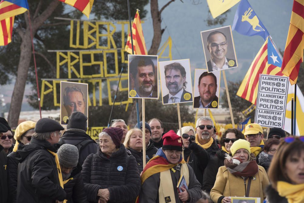 Acte a l'esplanada de Lledoners convocat per Assem