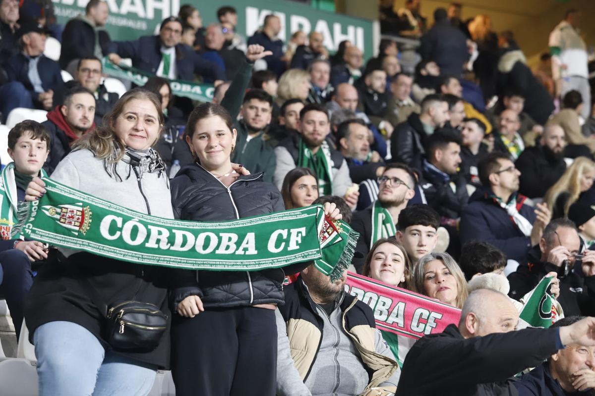 Córdoba CF-Real Valladolid | Las imágenes de la afición en El Arcángel