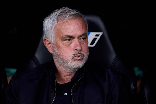 José Mourinho (63 años): "El Camp Nou no me perdonará nunca que les haya quitado la posibilidad de ganar una Champions en el Bernabéu. Soy persona non grata para el barcelonismo"