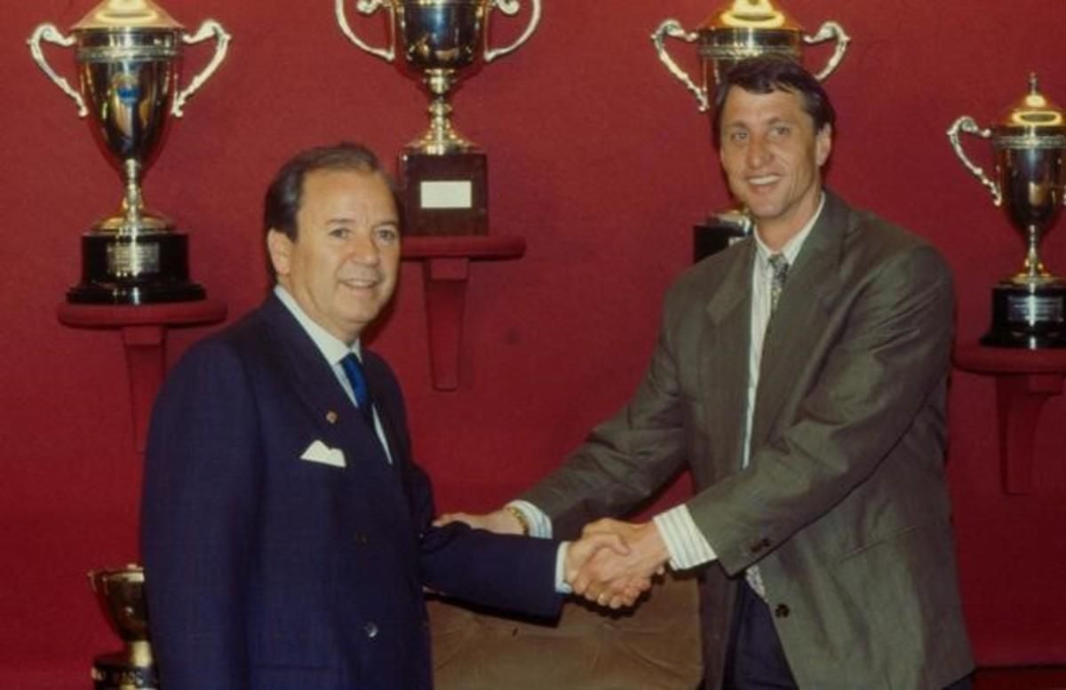 epons25698697 04 05 1988 firma contrato cruyff160324142751