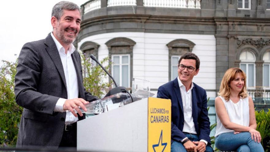 Fernando Clavijo durante la presentación de las propuestas.