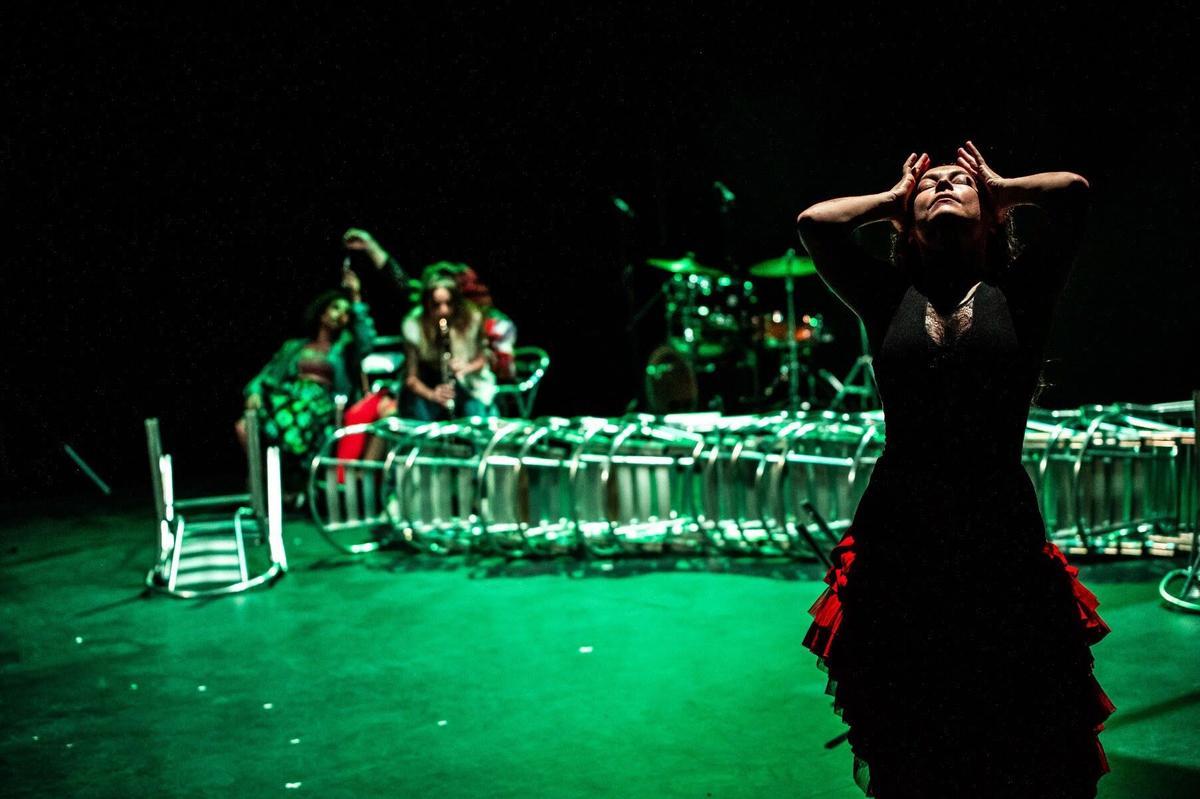 El 'Calentamiento' de Rocío Molina llega al Teatro Central este fin de semana.