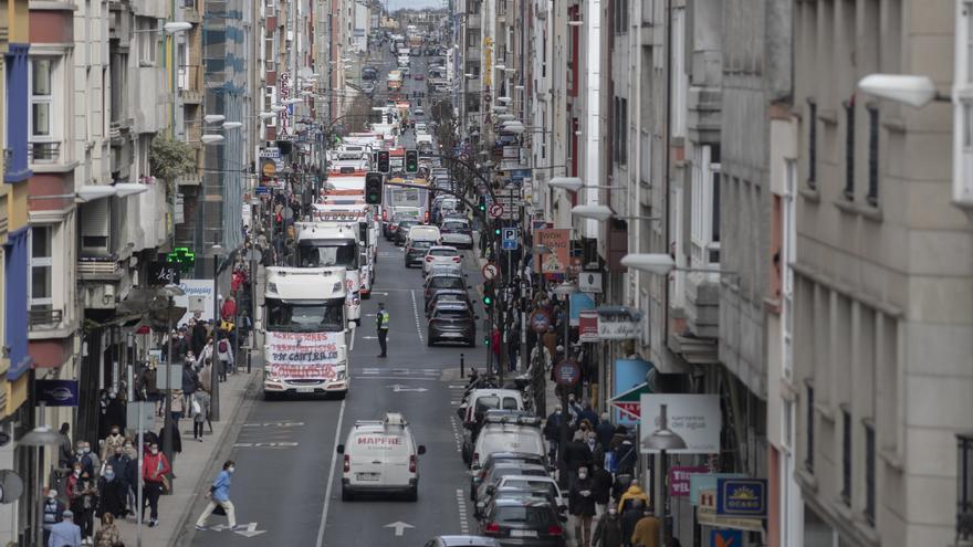 La huelga del transporte llega a los supermercados y amenaza varias empresas