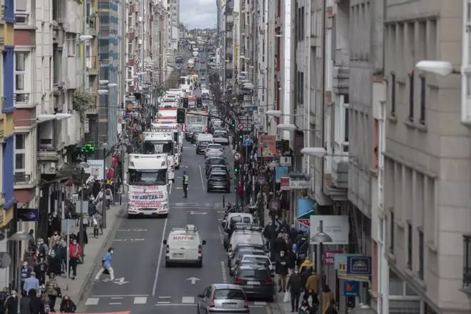 La huelga del transporte llega a los supermercados y amenaza varias empresas
