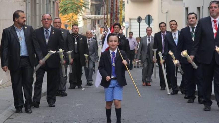 Imagen de la directiva de la Asociación durante la Procesión del Corpus