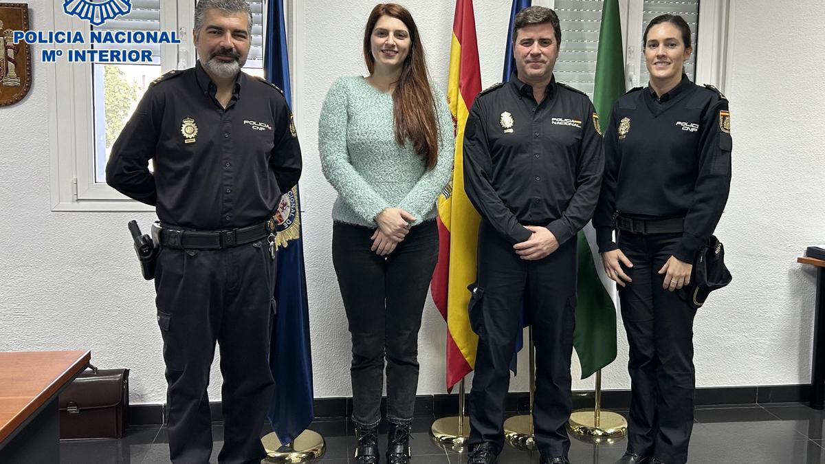 Clausura del periodo de formación en la Comisaría de Policía Nacional.