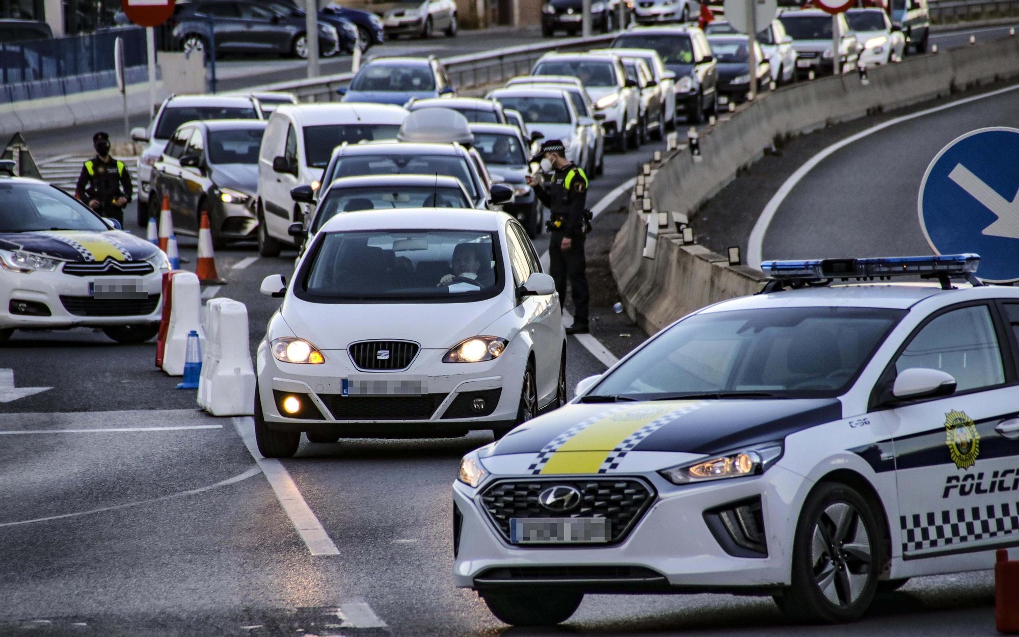 Controles perimetrales en Alcoy por Cocid